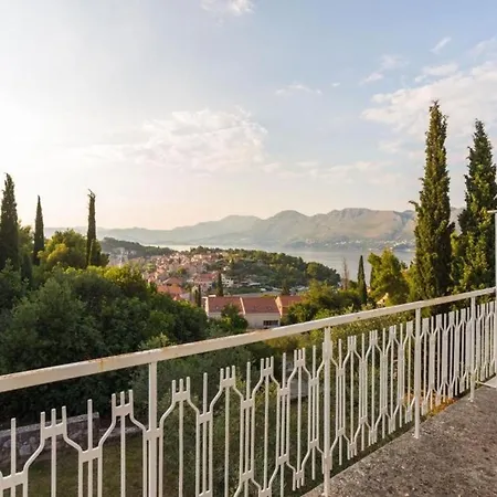 Sany- Two Bedroom With Balcony And Sea View * Cavtat