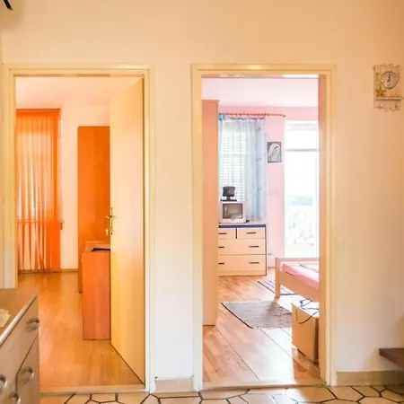 Sany- Two Bedroom With Balcony And Sea View * Cavtat